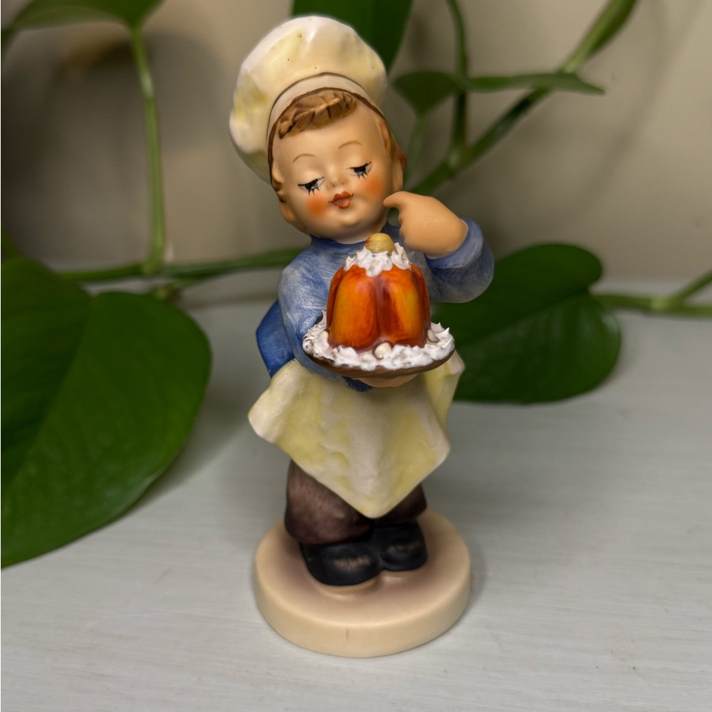 Goebel Hummel “Baker Boy” #128 TMK-5 | Young Chef with Cake Figurine